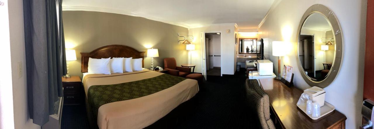 סן אנטוניו University Inn & Suites מראה חיצוני תמונה