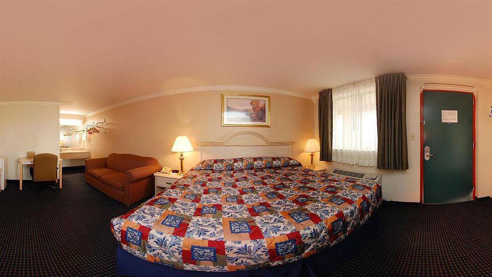 סן אנטוניו University Inn & Suites מראה חיצוני תמונה